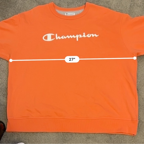 Champion Sweatshirt - Picture 4 of 8